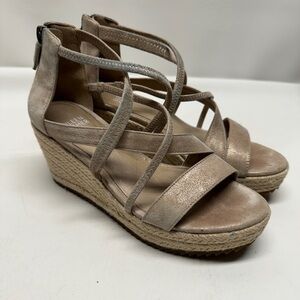 Eileen Fisher women’s platform wedges sandals size 5.5